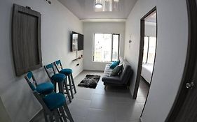 Apartamento 300 dotado cerca a Héroes